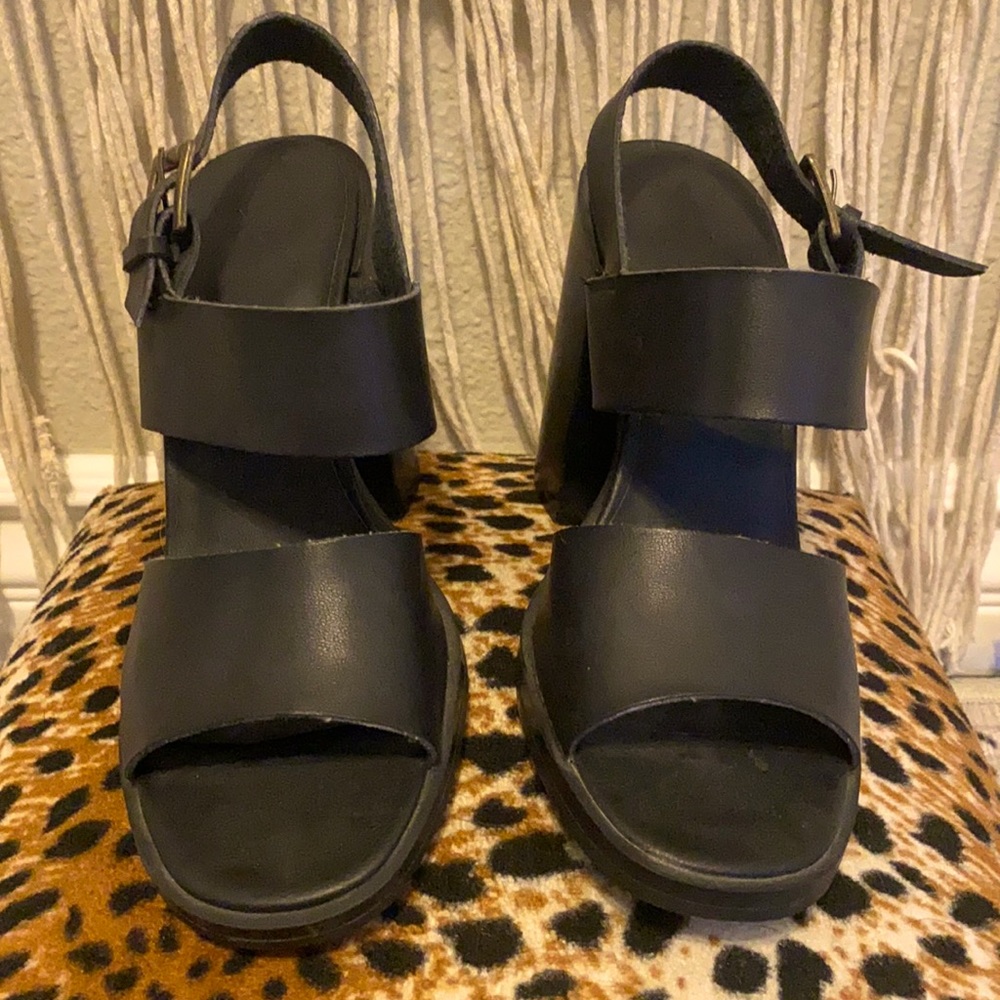 Chunky black heels size 7